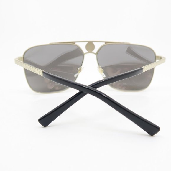Versace MOD. 2238 1252/6G Pale Gold Grey Mirror Silver New Men's Sunglasses. - Picture 6 of 7